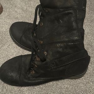 black laced boots